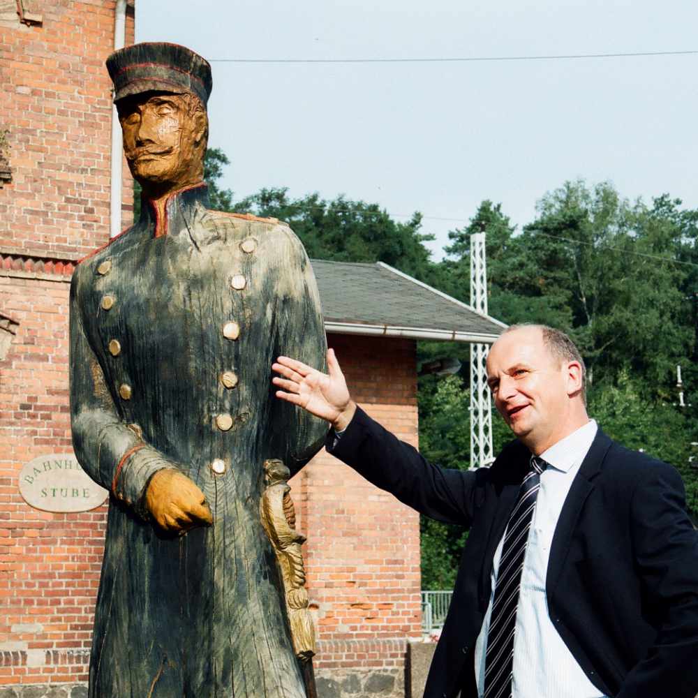 Vortrag von Dietmar Woidke am Bahnhofsvorplatz